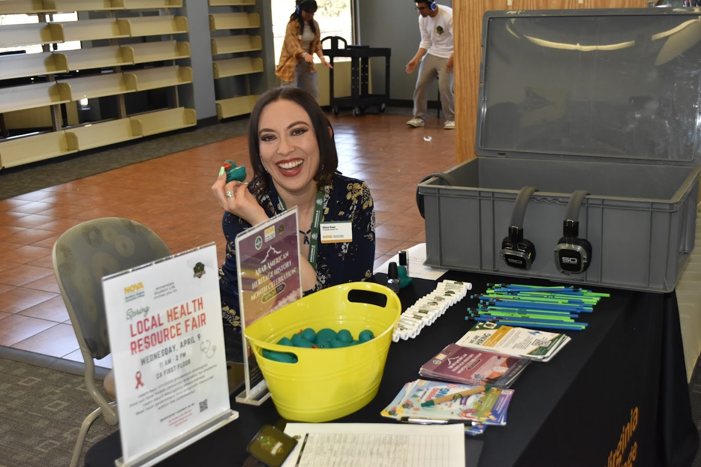 diana happy at the disco