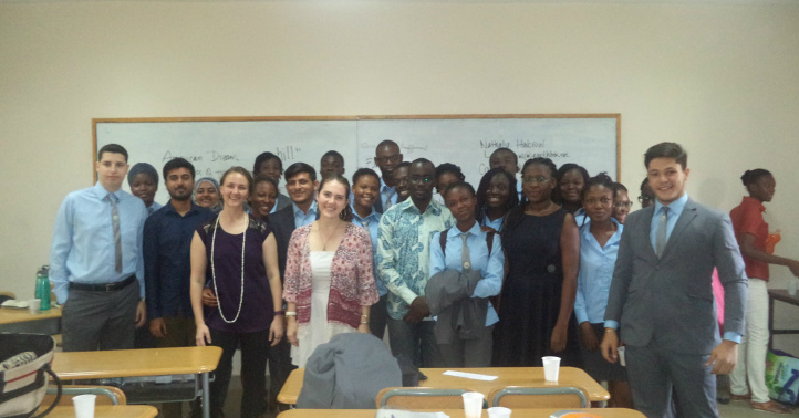 Stephanie and the Fulbright ETA’s with the Ivoirian class during IEW 2016