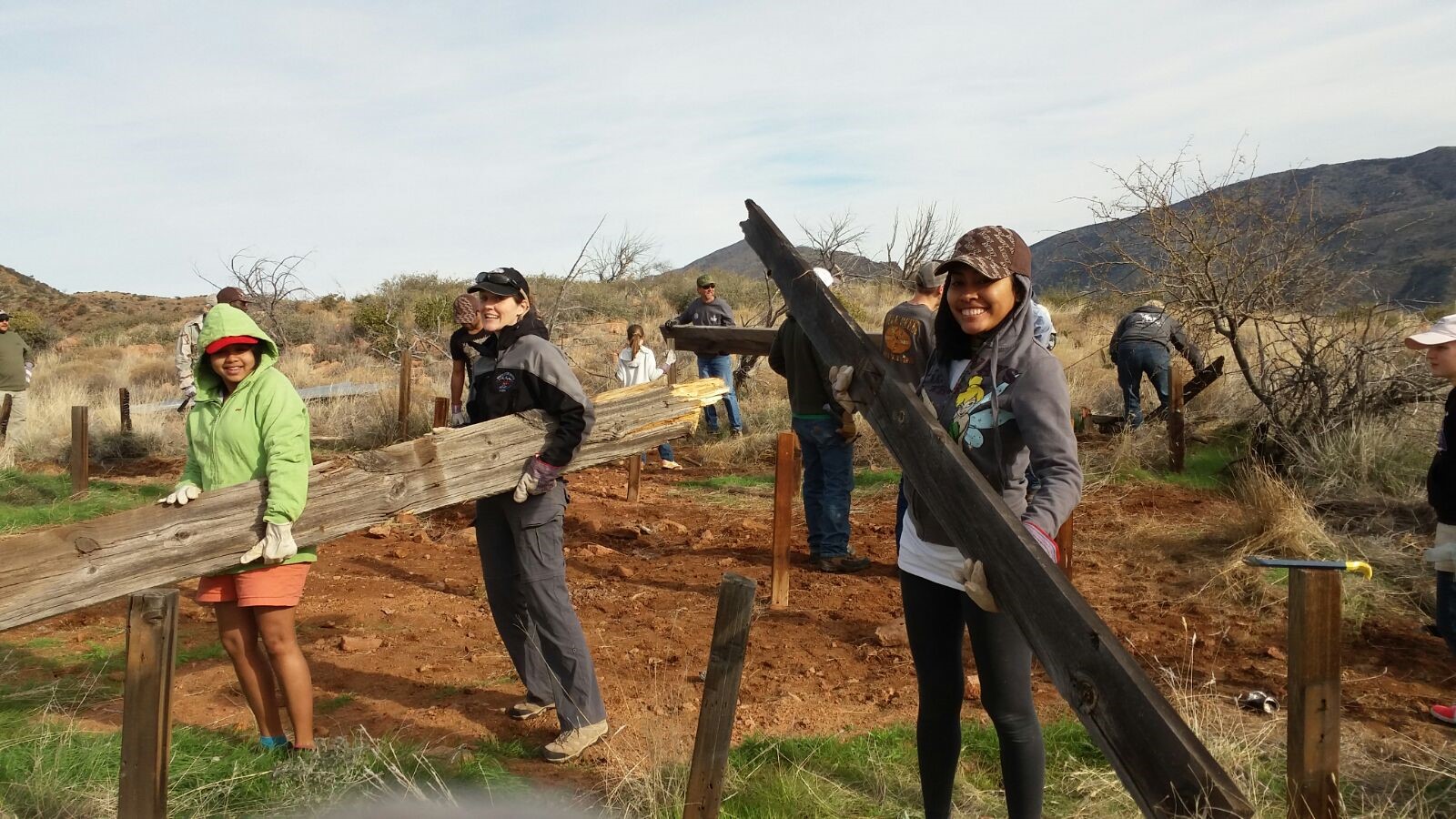 Spartanburg Community College students volunteering at 51 Ranch in Yavapai County.