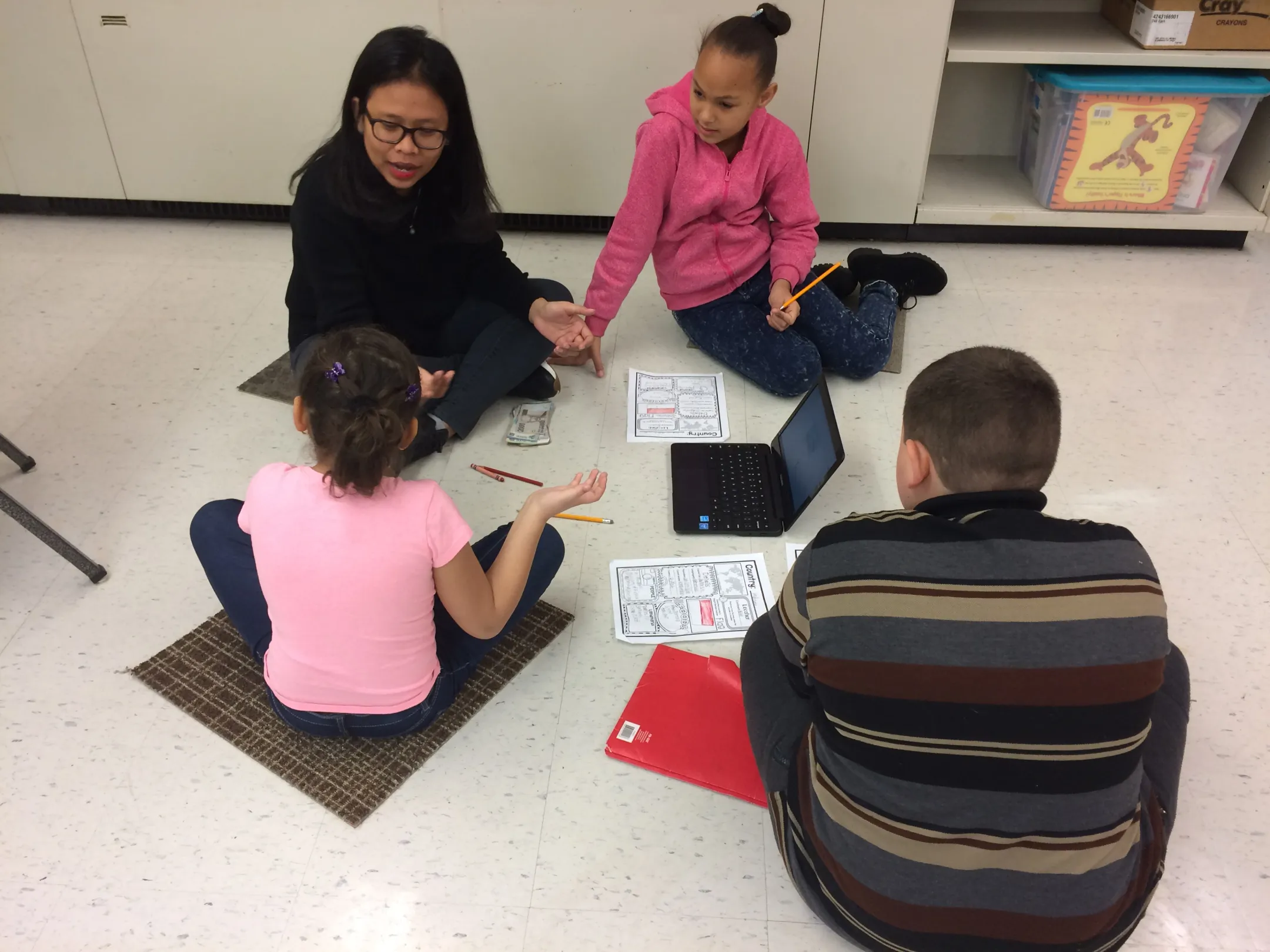 For International Volunteer Day, Gabriella Monica (Indonesia, Northampton Community College, 2017-2018) read to children at a local elementary school and shared information about her culture.