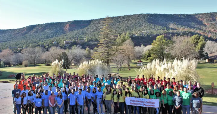 CCI staff, visiting CCI alumni, and the president of NOVA with the 2018-19 CCI cohort in Sedona, AZ during the CCI Program’s mid-year Pathways to Success Program.