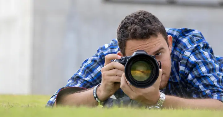Moises Gomez taking pictures 