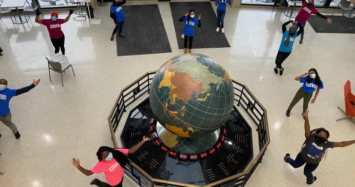 CCI students around big globe
