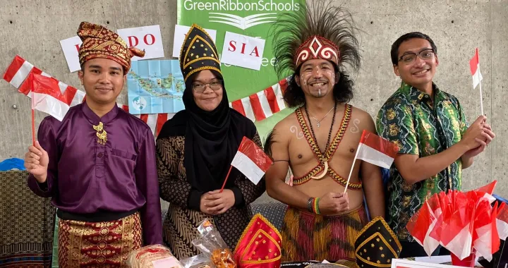 Four Indonesian Students at International Education Week