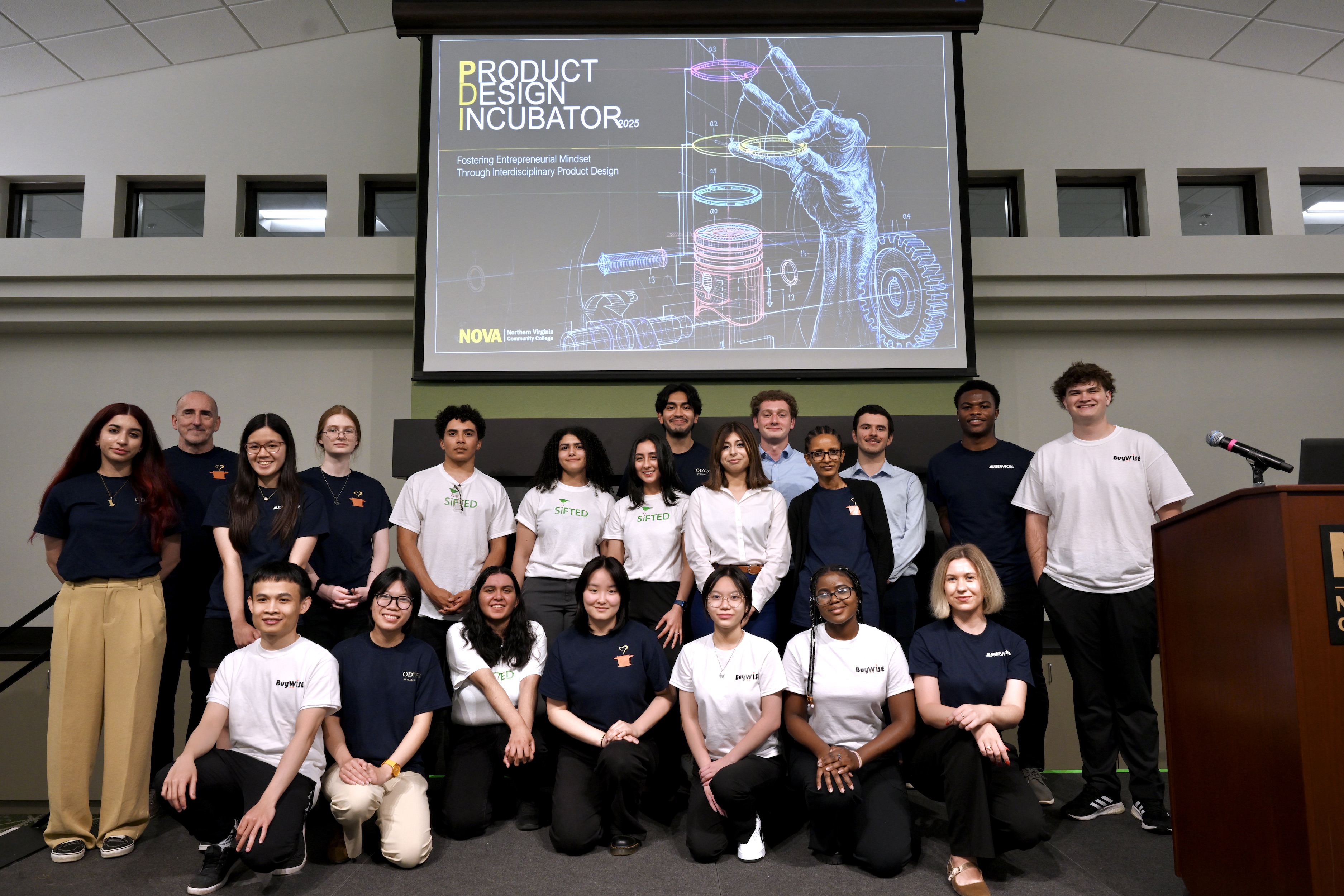 All PDI Students at pitch event